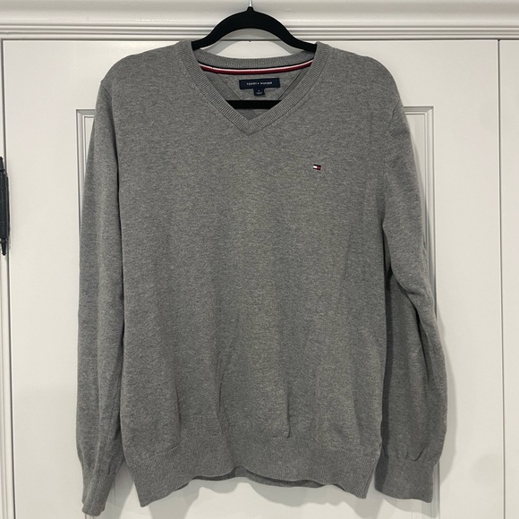 EUC Tommy Hilfiger 100% Cotton V-Neck‎  Sweater - Picture 1 of 5